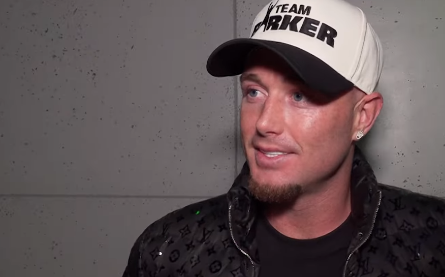 แพดดี้ โดโนแวน มั่นใจเหนือพลังหมัด ปะทะ เลียม พาโร